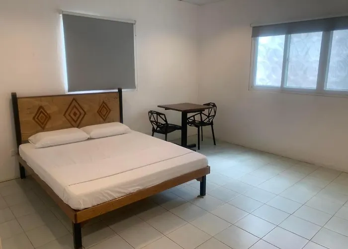 Nacho Cebu Hostel *